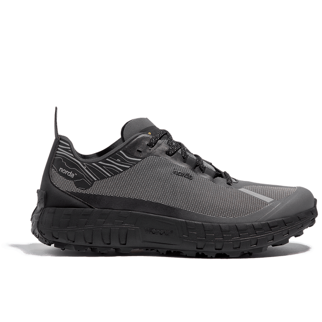 001 G+ Spike - M - Black Hover Image