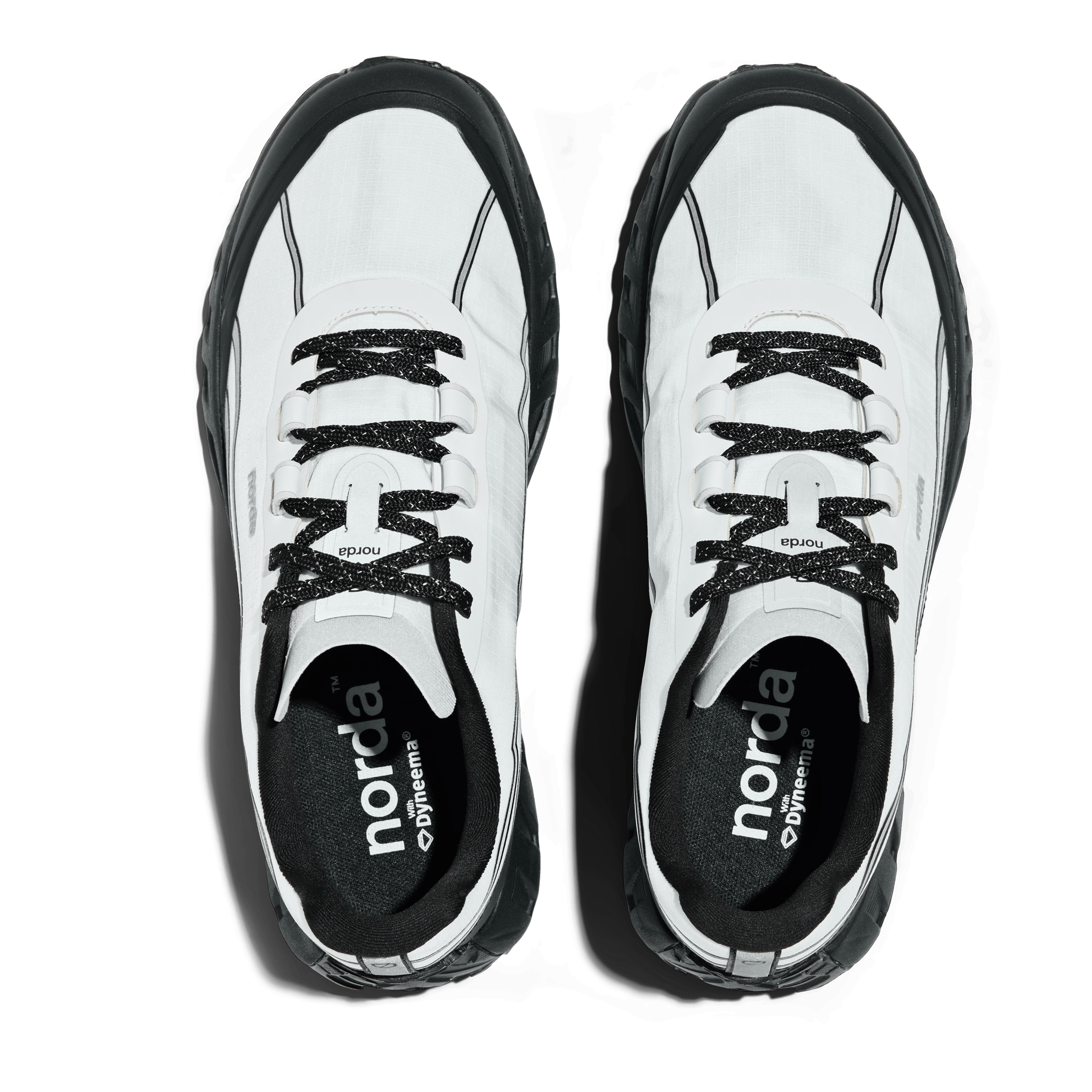 002 - M - Alpine White