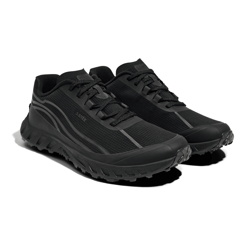 002 - M - Stealth Black