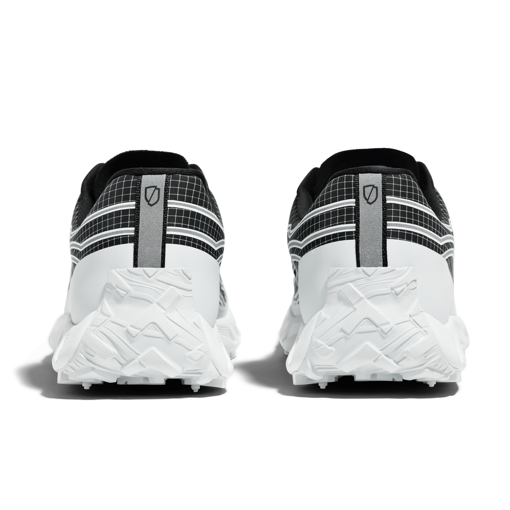 002 - M - Summit Black