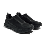 003 - M - Pitch Black