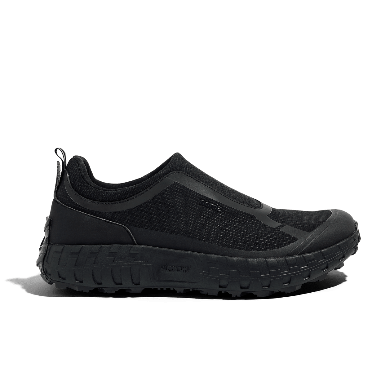 003 - M - Pitch Black