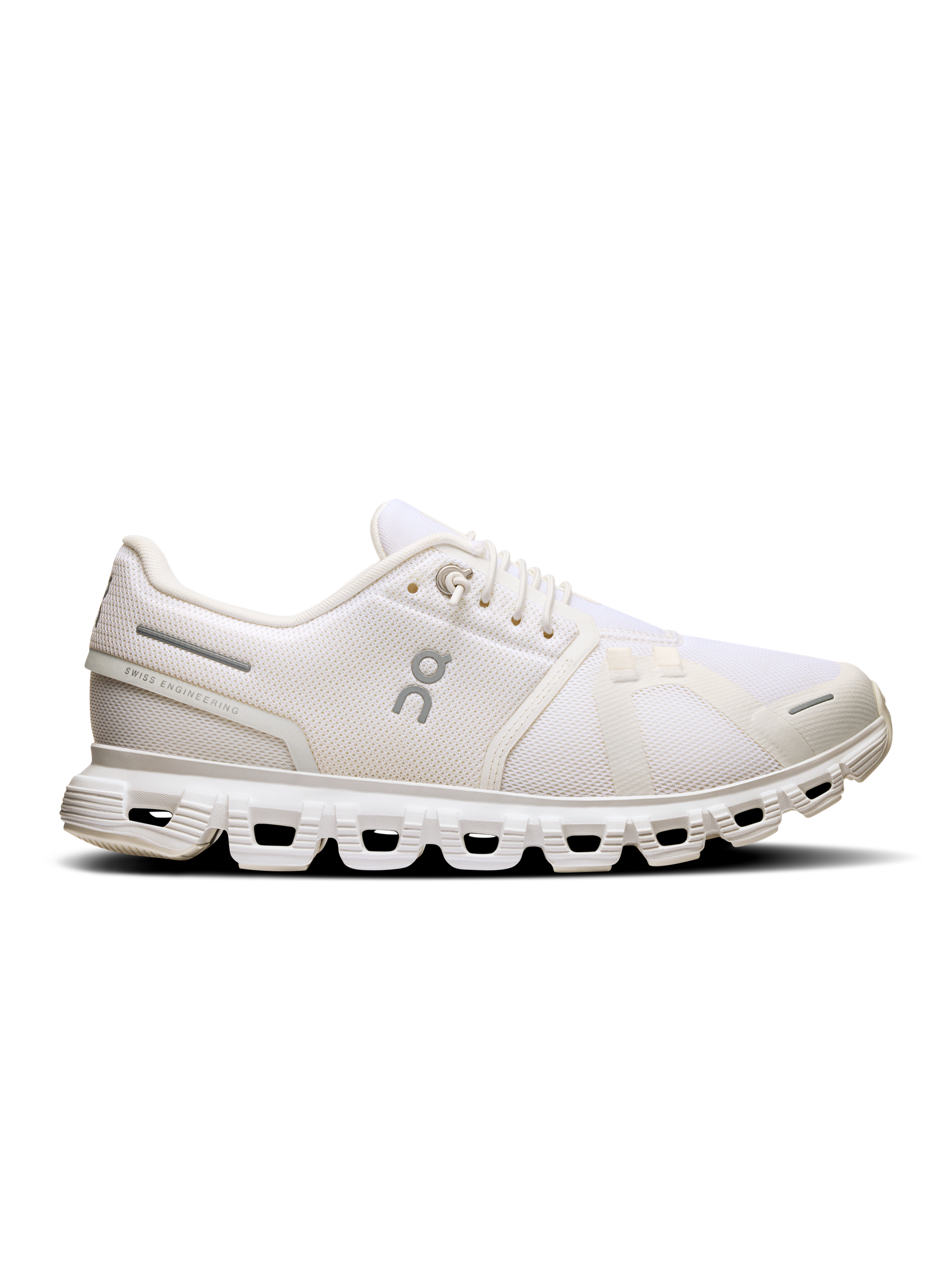Women's Cloud 6