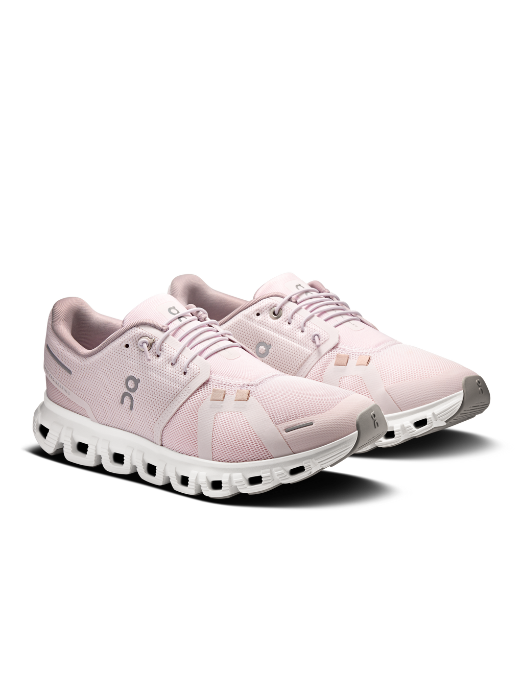 Women's Cloud 6