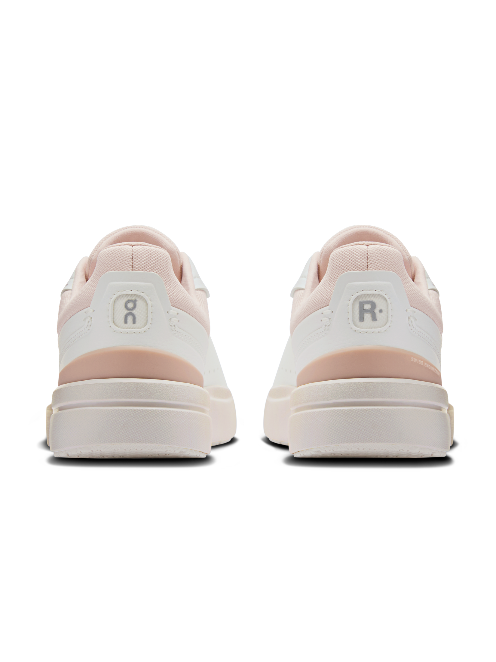 Women's The Roger Advantage