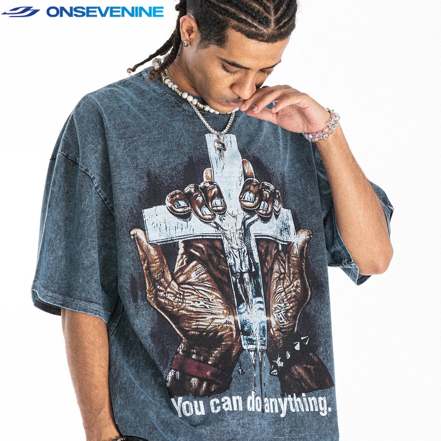 ONSEVENINE Grasping Hands Cross Graphic Tee