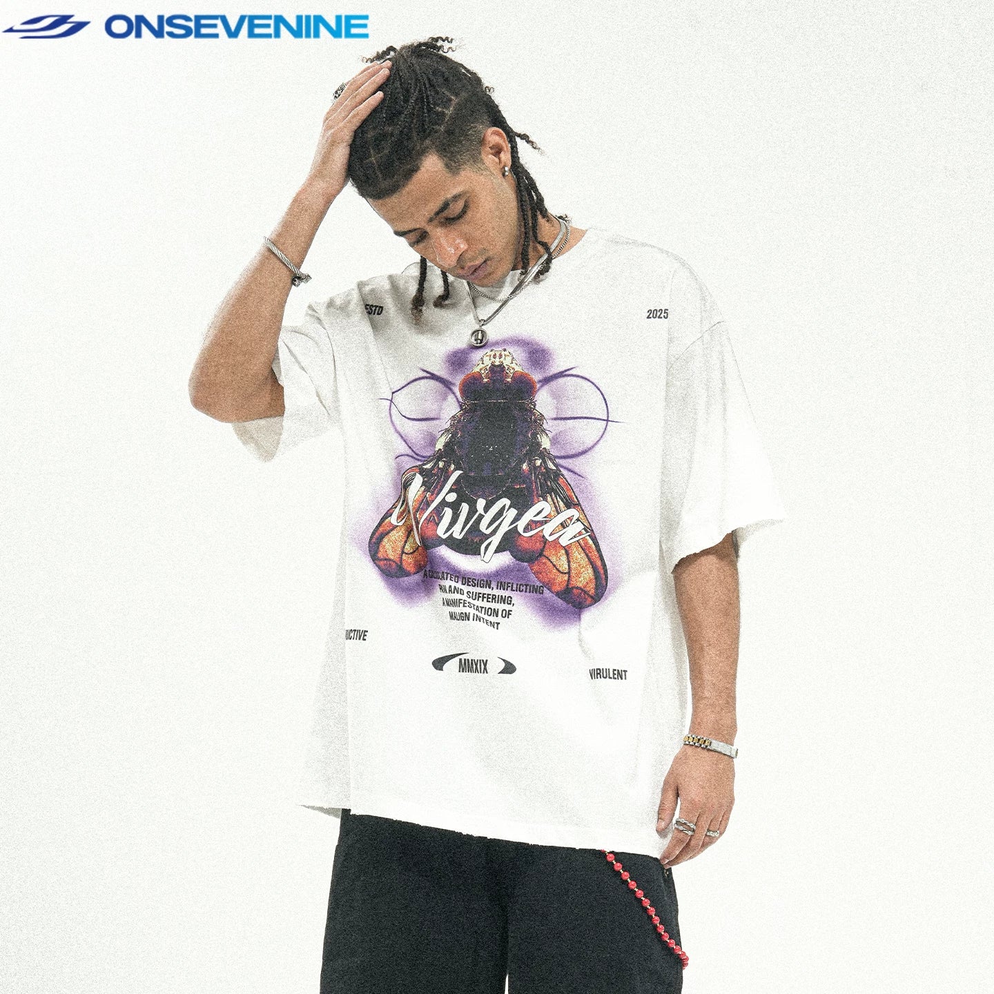 ONSEVENINE "Vivgea" Insect Graphic Tee