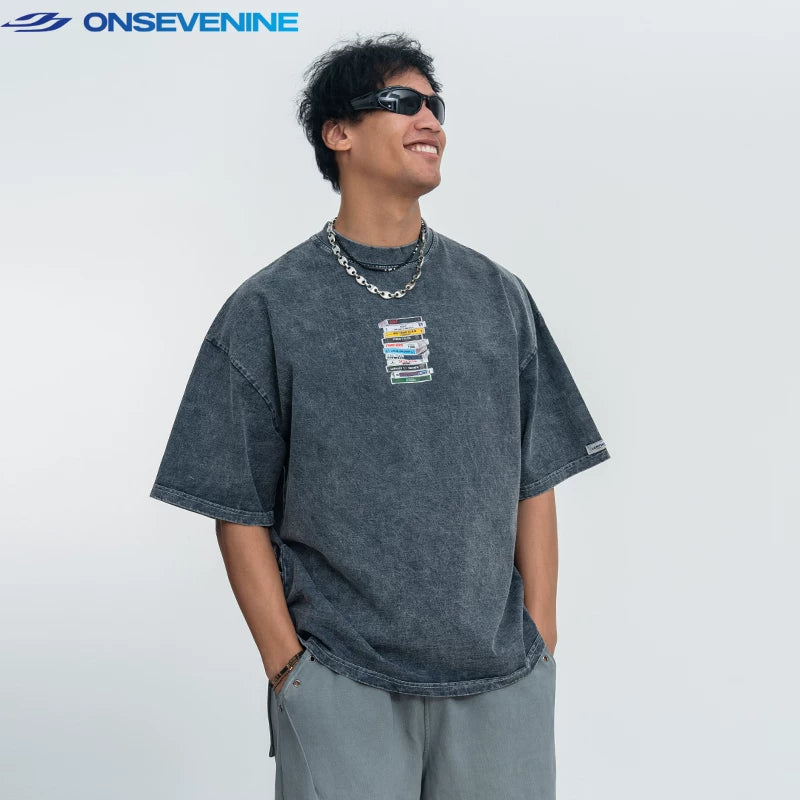 ONSEVENINE Stacked Tape Graphic Tee