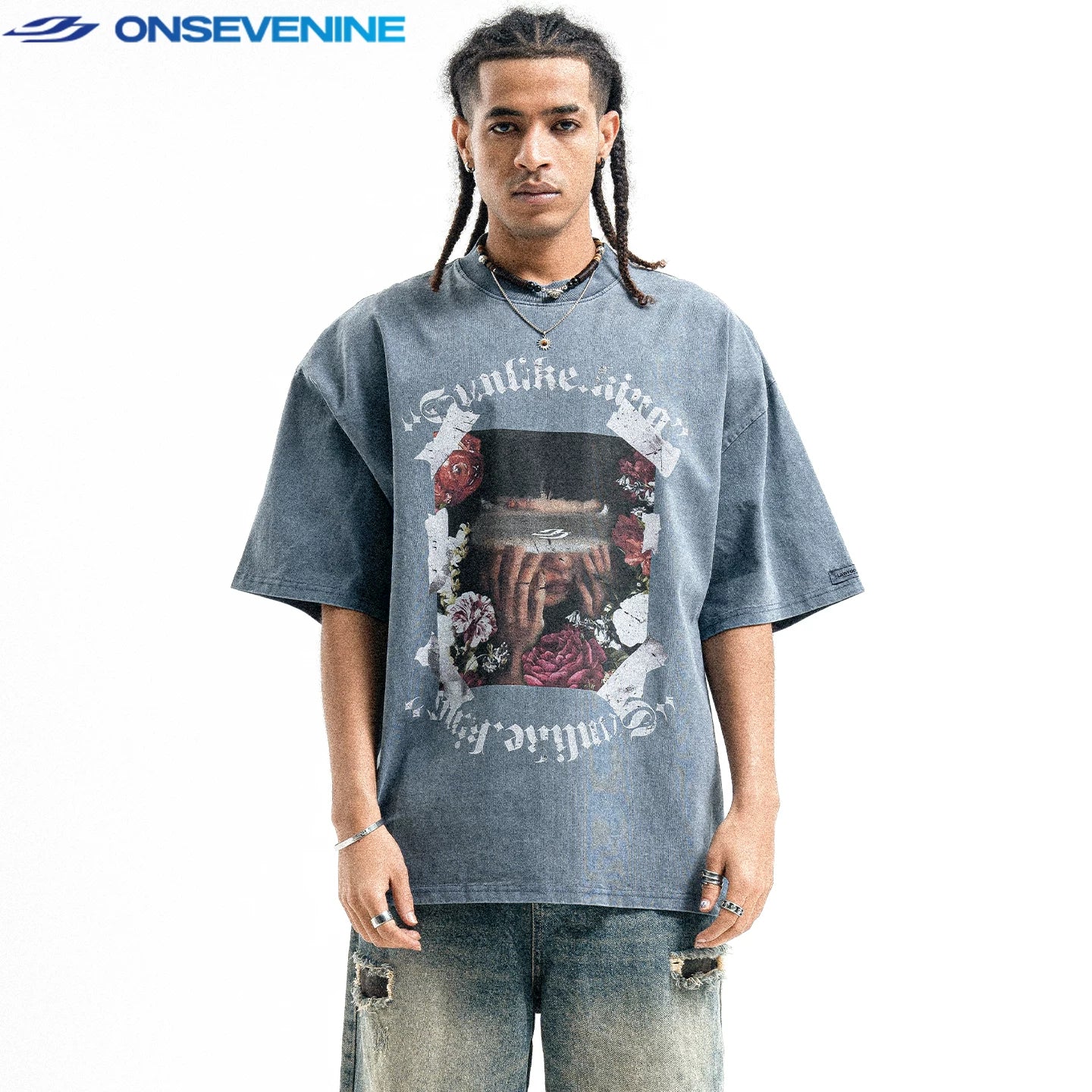ONSEVENINE Roses and Blindfolded Figure Graphic Tee