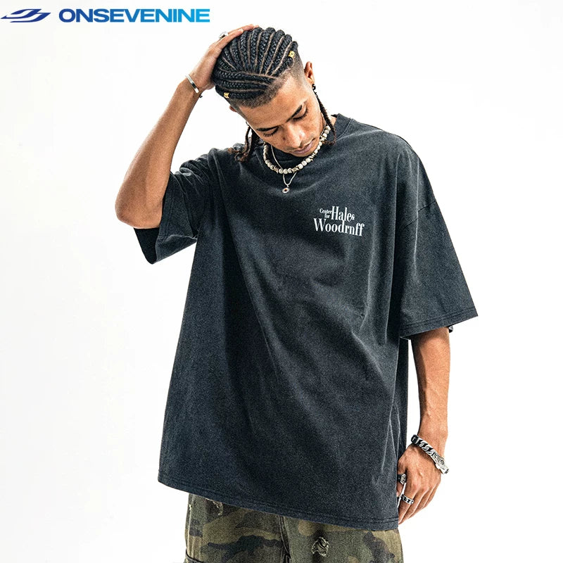 ONSEVENINE Classic Art Framing Back-Graphic Tee