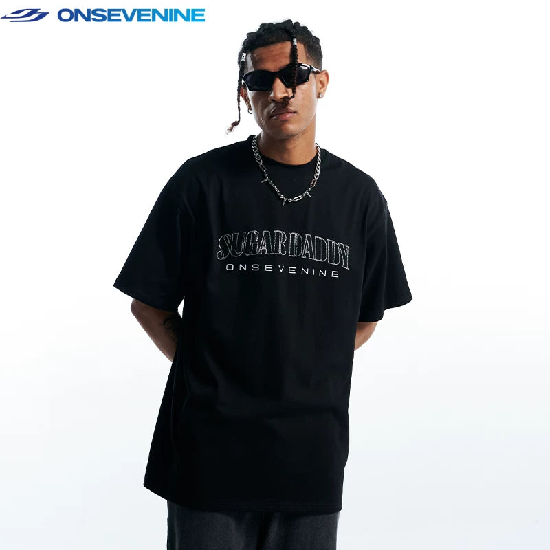 ONSEVENINE "Sugar Daddy" Outline Graphic Tee