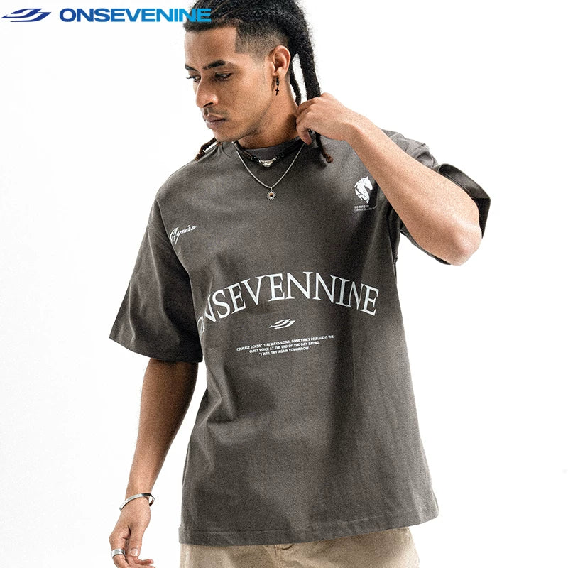 ONSEVENINE Arch Branding Minimalist Graphic Tee