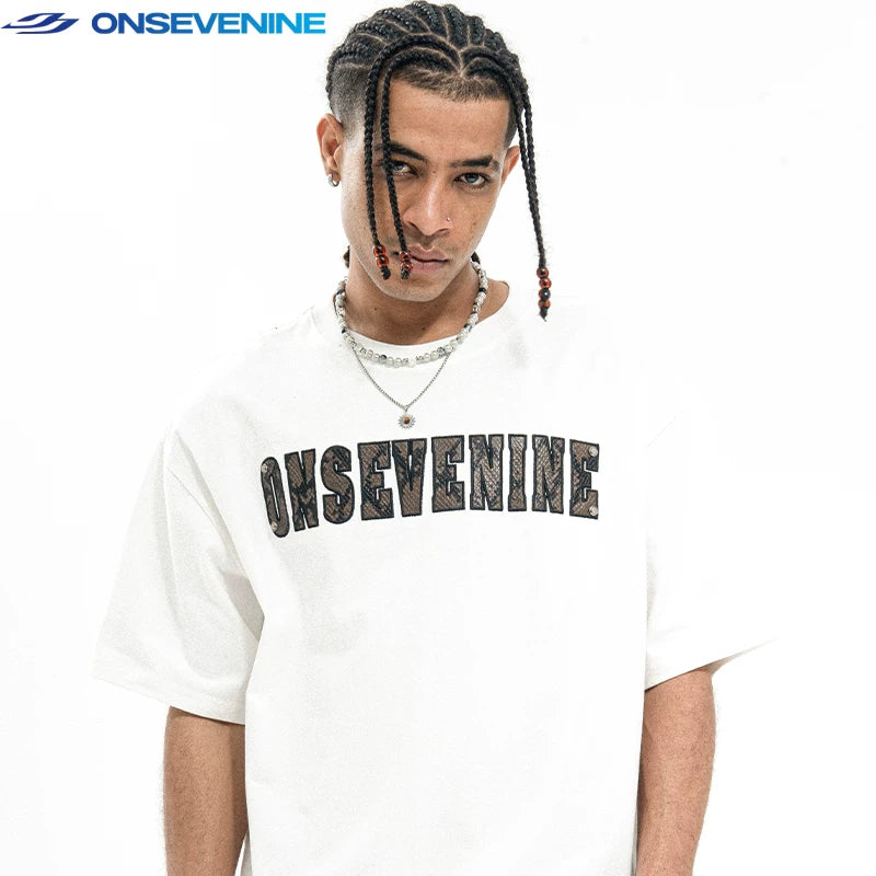 ONSEVENINE Snakeskin-Applique Lettered Black Tee