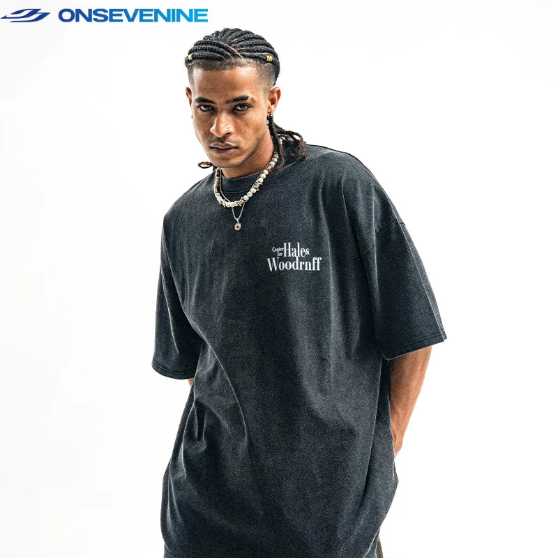 ONSEVENINE Classic Art Framing Back-Graphic Tee