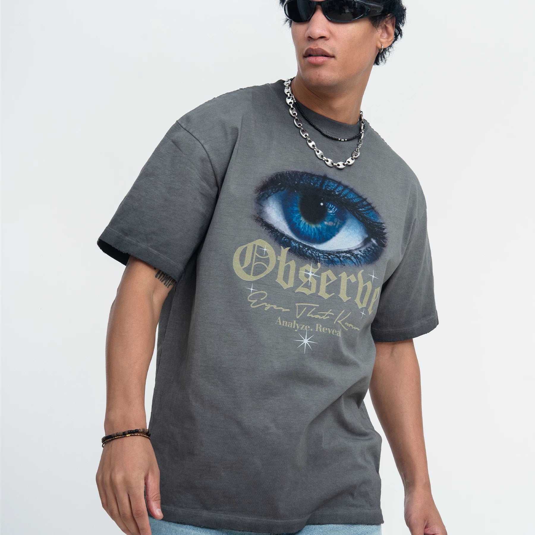ONSEVENINE "Observe" Blue Eye Graphic Tee