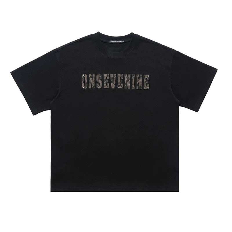 ONSEVENINE Snakeskin-Applique Lettered Black Tee