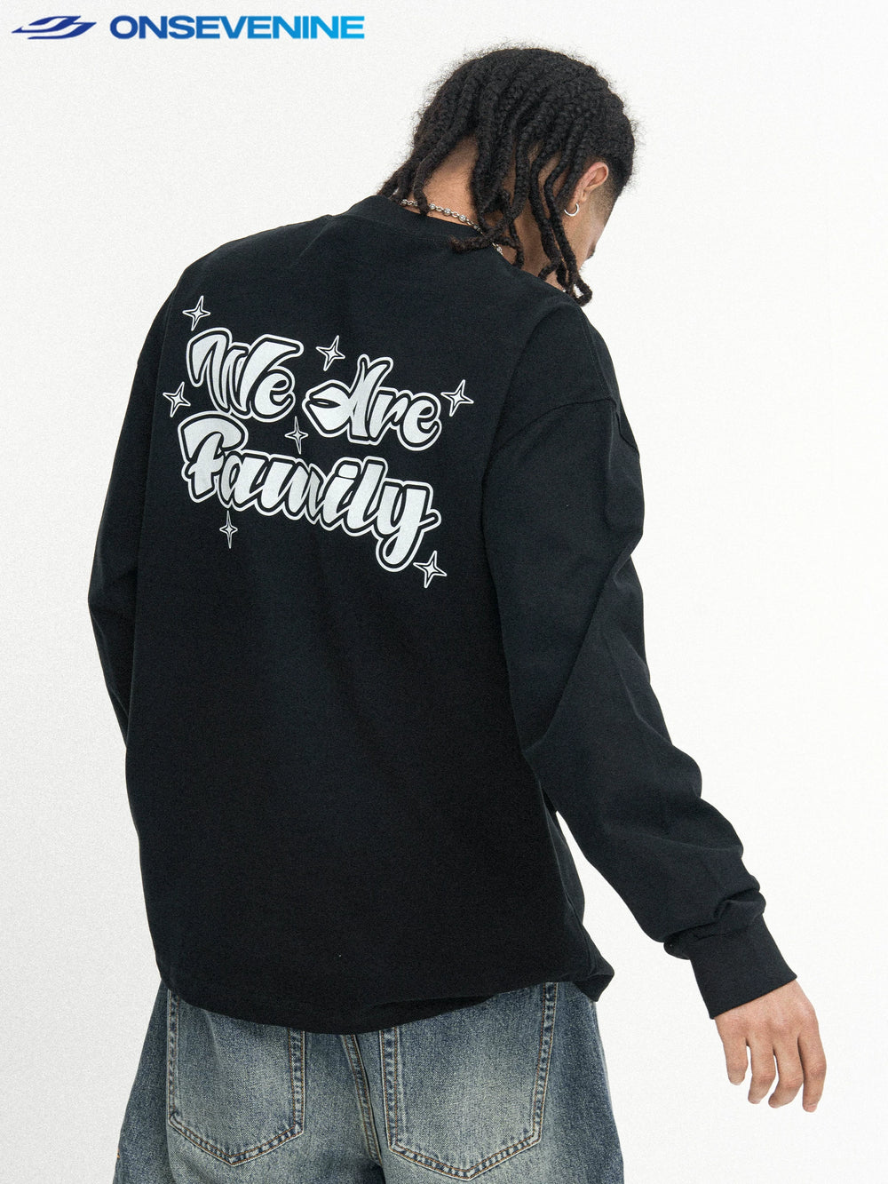 ONSEVENINE "Class Five" Typographic Long-Sleeve Shirt
