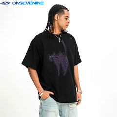 ONSEVENINE Arched Frightened Black Cat Graphic Tee