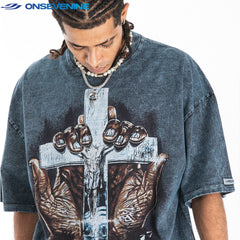 ONSEVENINE Grasping Hands Cross Graphic Tee