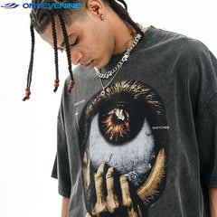 ONSEVENINE Giant Eye and Hand Graphic Tee