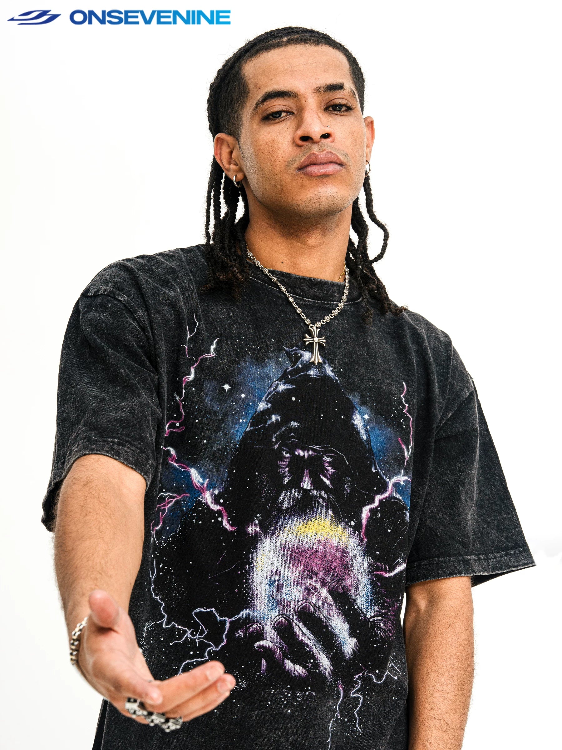 ONSEVENINE Wizard & Crystal Ball Graphic Tee