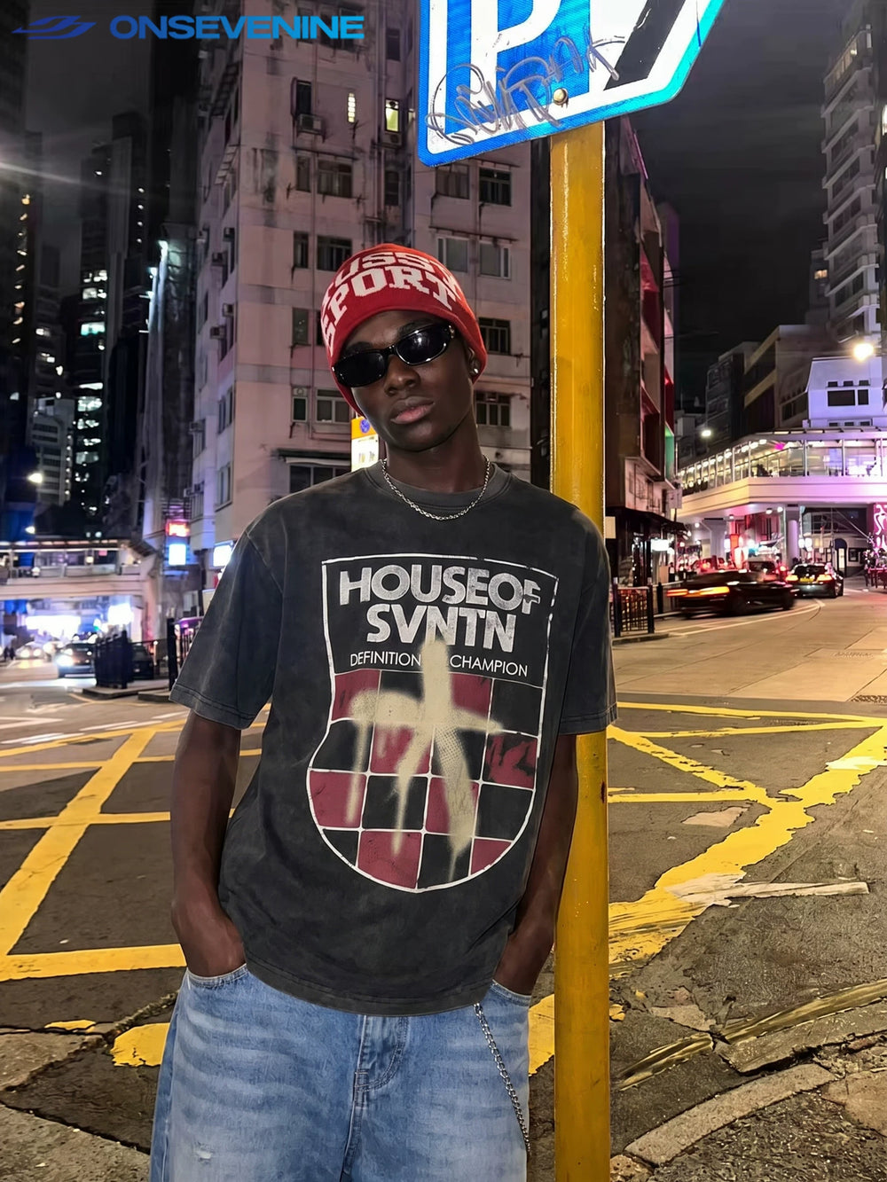 ONSEVENINE "House of SVNIN'N" Shield Graphic Tee