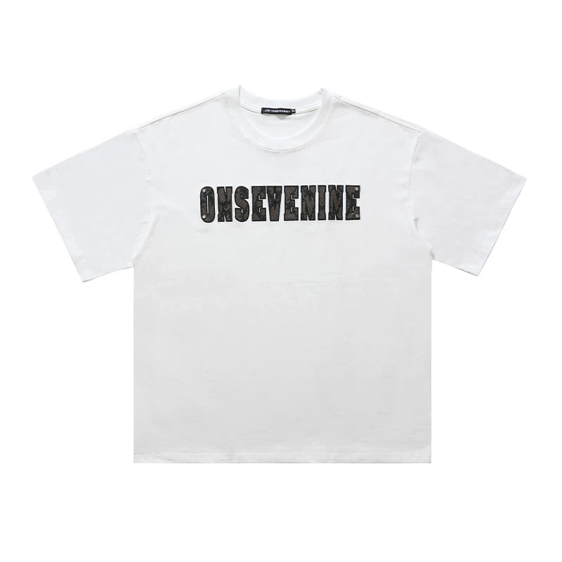 ONSEVENINE Snakeskin-Applique Lettered Black Tee