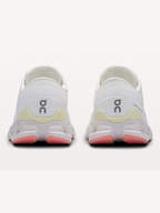 Women's Cloud X 4