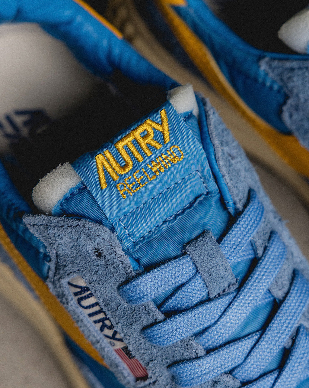 Autry Reelwind Low W *Suede / Net*