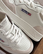 Autry Medalist W *Leather / Suede*